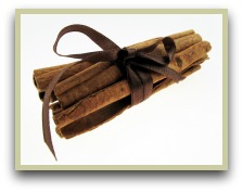 picture of Ceylon cinnamon tied in a bundle