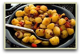 paprika potatoes in a serving bowl